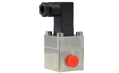  CYLINDRICAL OIL oval gear flow meter