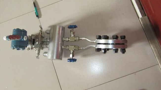 High pressure micrometer High pressure micrometer