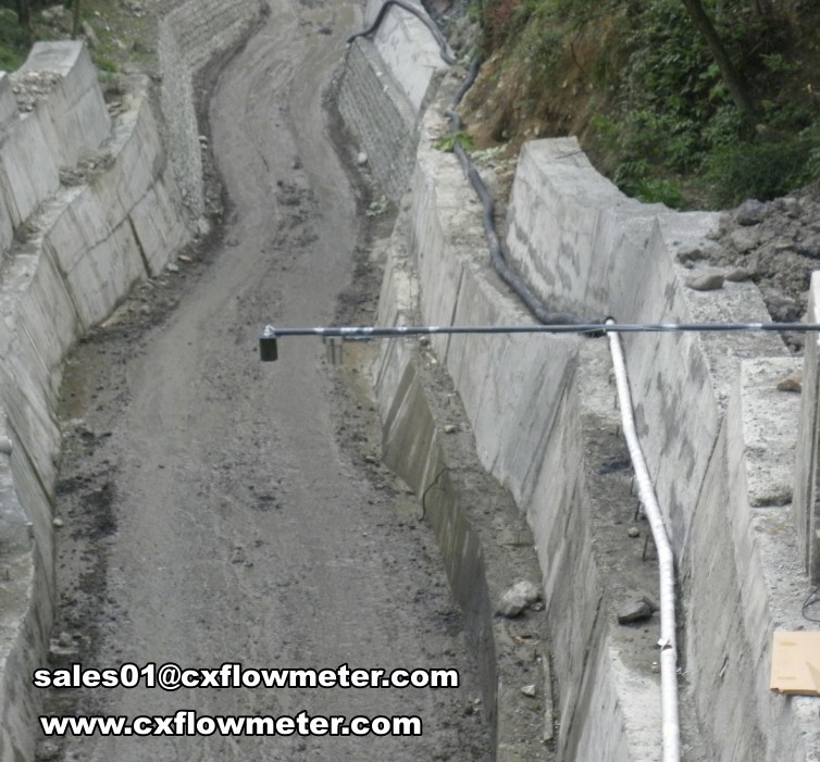 明渠现场安装图片 (3).jpg