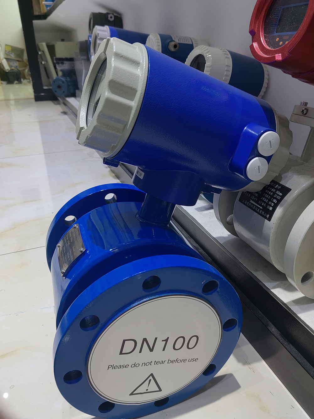 electromagnetic flow meter.jpg