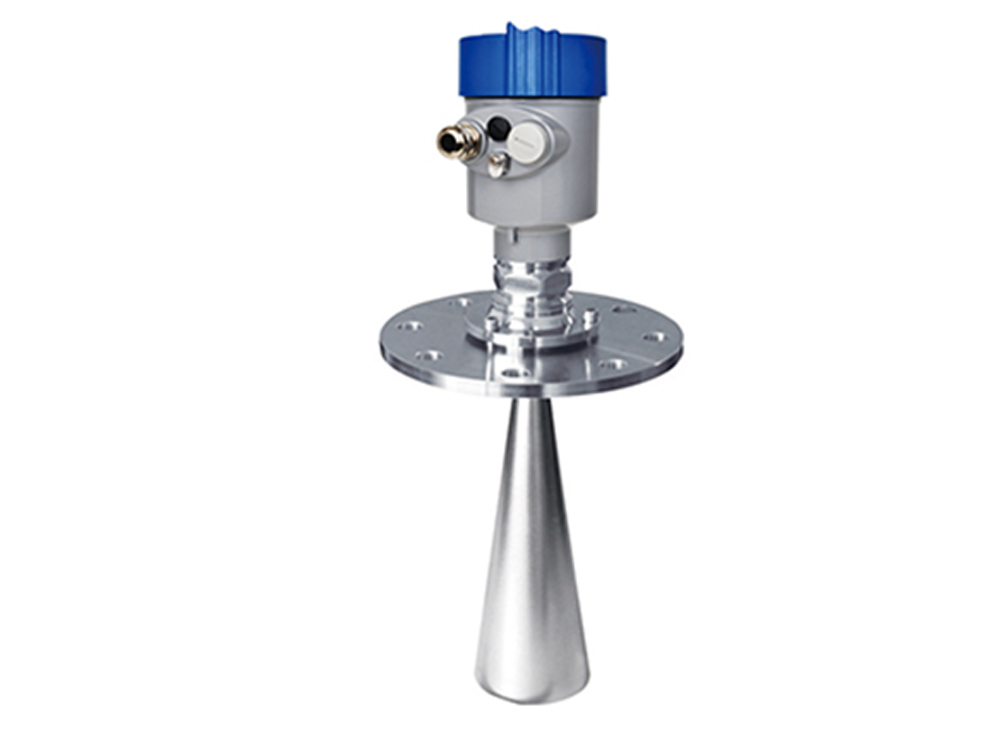 High-frequency radar level meter